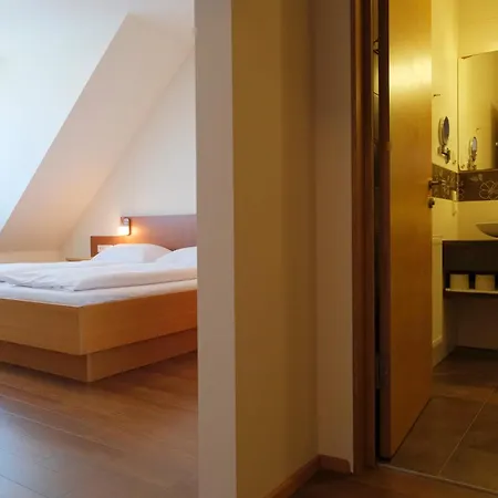 Pension Zur Sonne Illmitz Exterior photo