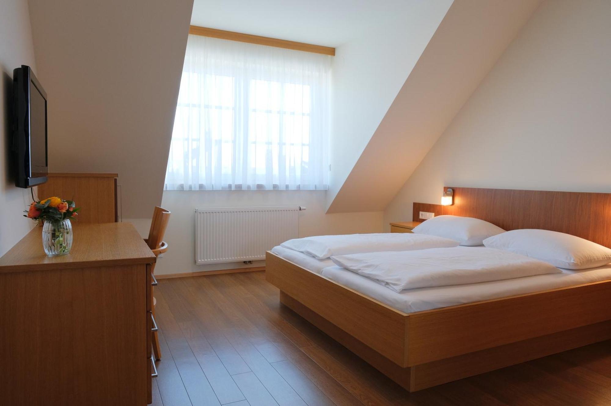 Gasthof Zur Sonne Illmitz